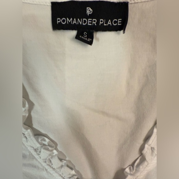 Tuckernuck POMANDER PLACE White Veronica Top in White Size Small - Picture 10 of 10